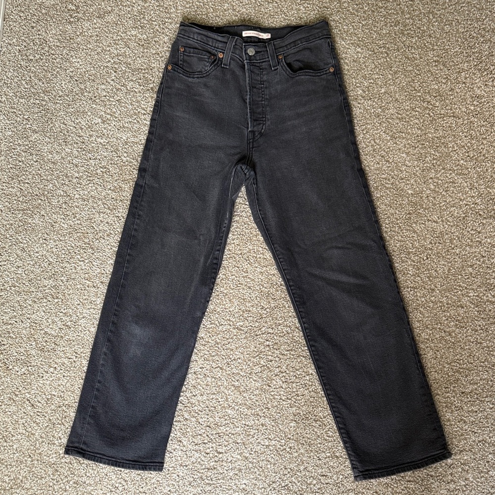 Levi's Women's Dark Gray Straight Leg Jeans